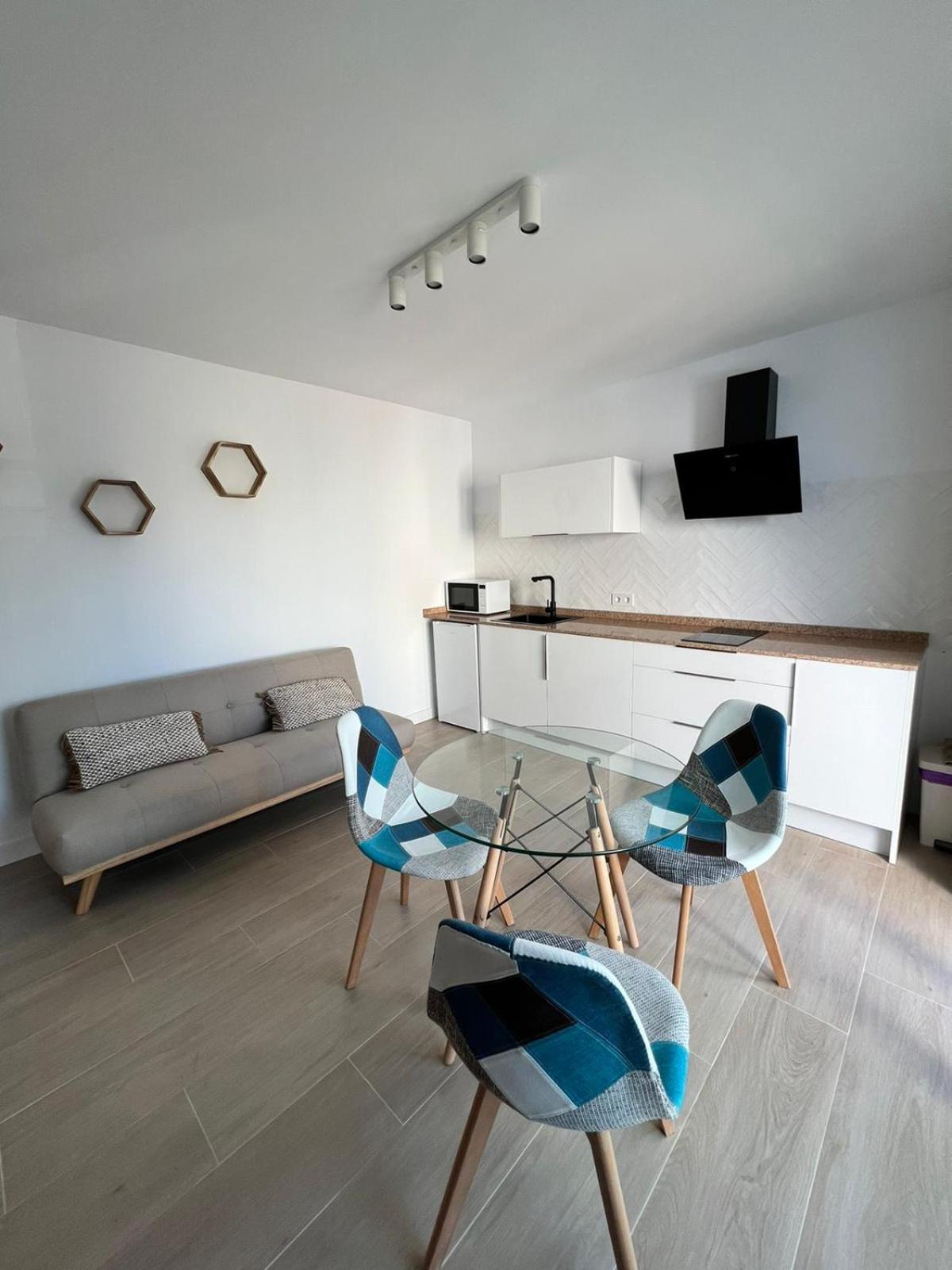 Apartamentos Buganvilla Roquetas De Mar Pokoj fotografie